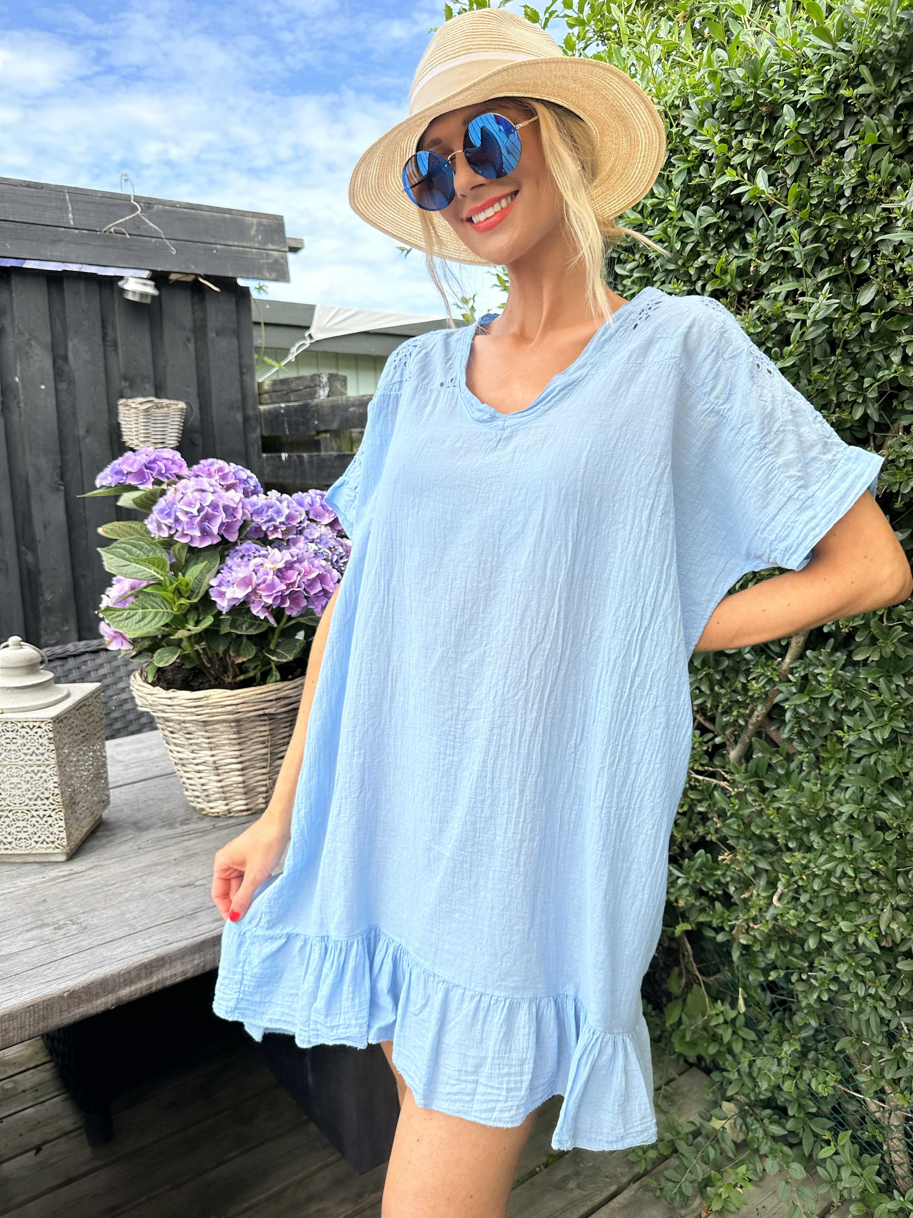 Bine - Simpel sommerkjole med broderie anglaise